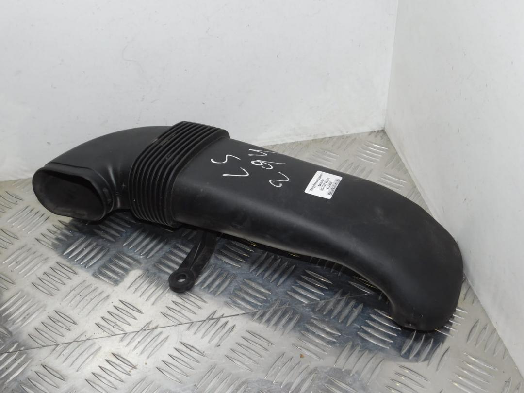 патрубок воздушного фильтра BMW X5 E70 2008, 3.0 л., M57 D30 (306D3), дизель, правый руль, 13717799364, 7799364 - фото №1