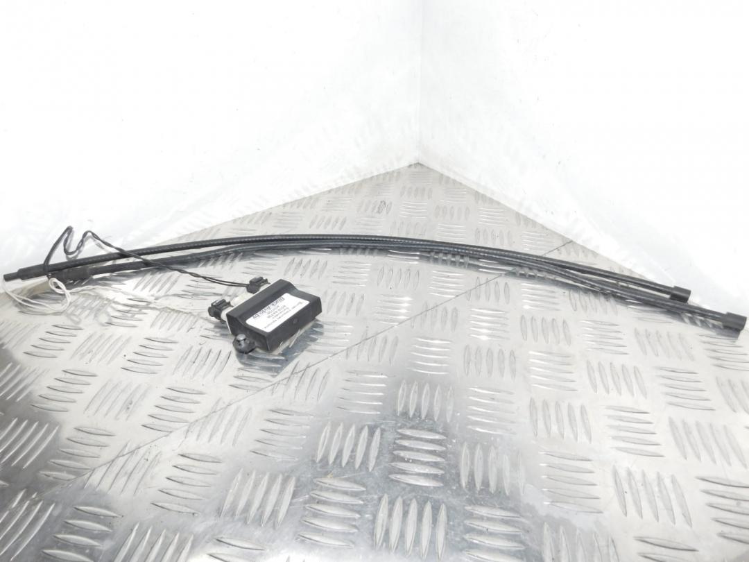 Датчик закрытия крышки багажника BMW X4 F26 2016, 3.0 л., N57 D30 A, дизель, АКПП, alpinweiß iii (300), внедорожник 5 дв., полный привод, 61357373992, 7373992 - фото №1