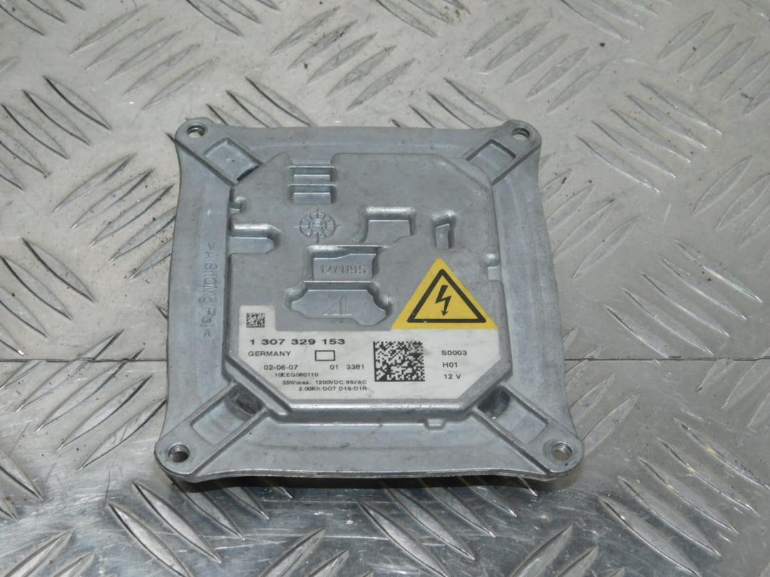 блок розжига ксенона BMW 3 серия E90/E91/E92/E93 2007, купе, 1307329153, 7182520, 63117182520 - фото №1