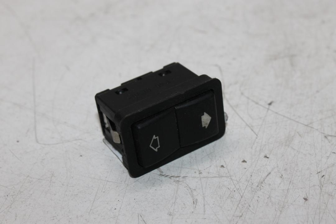 кнопка стеклоподъемника двери BMW 7 серия E65/E66/E67 2002, седан, 8368974 - фото №1