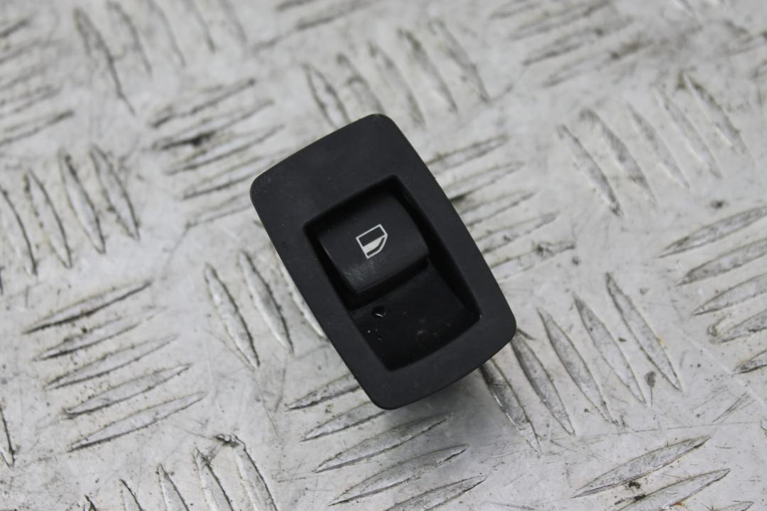 кнопка стеклоподъемника двери задней левой BMW X5 E70 2007, 3.0 л., M57 D30 (306D3), дизель, правый руль, 61316945874 - фото №1