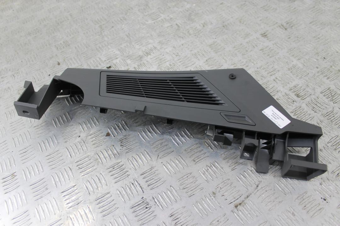 пластик BMW X3 E83 2005, 3.0 л., бензин, серый, внедорожник 5 дв., 3508764 - фото №1