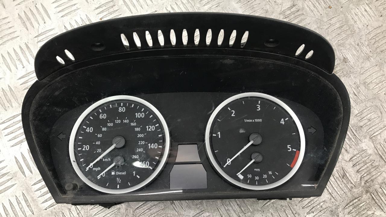 щиток приборов (приборная панель) BMW 5 серия E60/E61 2004, 3.0 л., M57 D30 (306D2), дизель, АКПП, седан, правый руль, 6937619, 62116937619 - фото №1