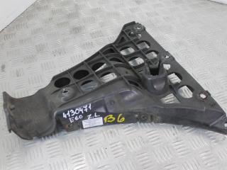 крепление бампера BMW 5 серия E60/E61 2004, 3.0 л., M57 D30 (306D2), дизель, АКПП, седан, правый руль, 51127033715, 7033715