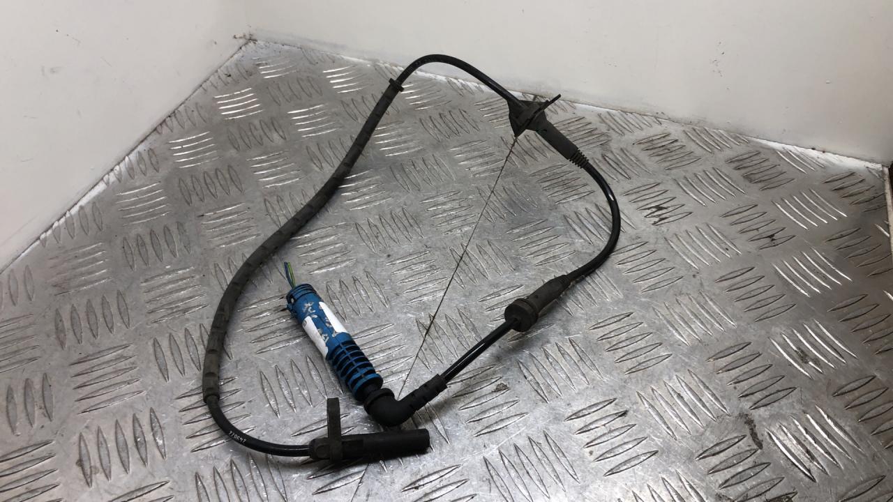 датчик ABS BMW 5 серия E60/E61 2004, 3.0 л., M57 D30 (306D2), дизель, АКПП, седан, правый руль, 34526771703 - фото №1