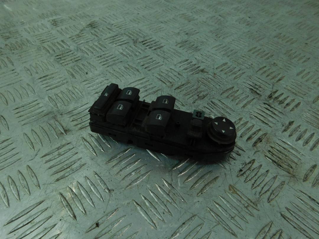 блок управления стеклоподъемниками BMW 5 серия E60/E61 2005, 2.5 л., N52 B25, бензин, АКПП, titangrau (a36), седан, задний привод, правый руль, 61316951929 - фото №1