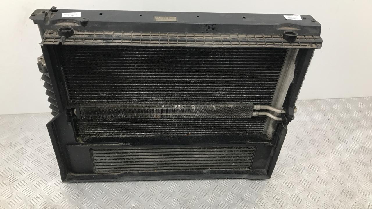 кассета радиаторов BMW 7 серия E65/E66/E67 2004, 3.0 л., дизель, серебро, седан, 2354091 - фото №1
