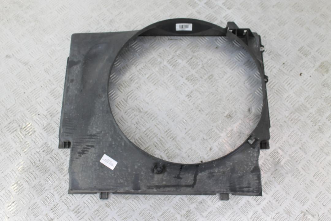 диффузор вентилятора BMW 7 серия E65/E66/E67 2004, 3.0 л., дизель, серебро, седан, 2249458 - фото №1