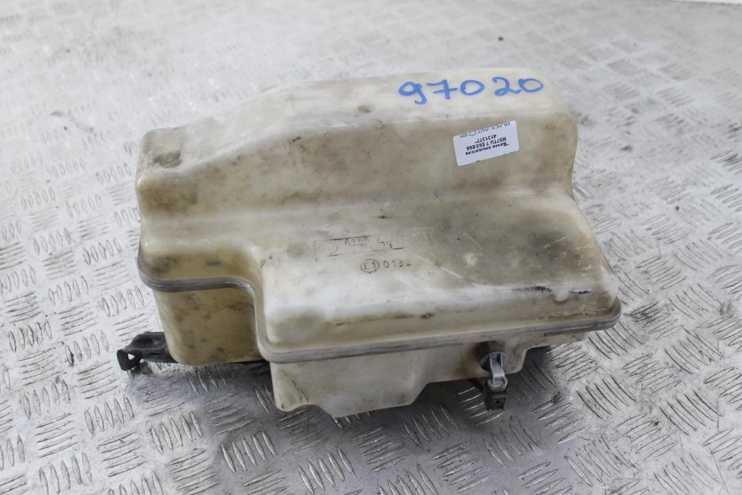 бачок омывателя BMW 7 серия E65/E66/E67 2004, 3.0 л., дизель, серебро, седан - фото №1