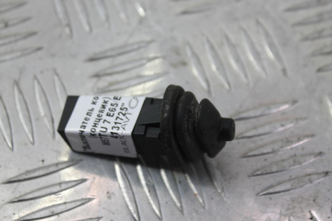 выключатель концевой (концевик) BMW 7 серия E65/E66/E67 2004, 3.0 л., дизель, серебро, седан - фото №1