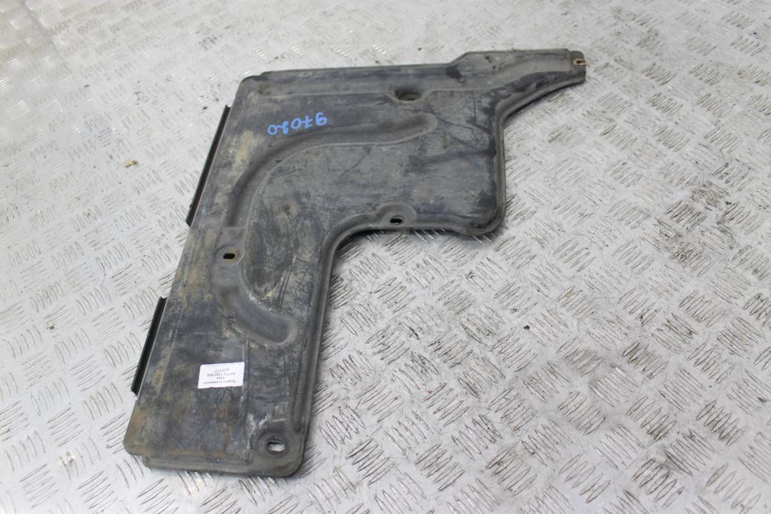 защита топливного бака BMW 7 серия E65/E66/E67 2004, 3.0 л., дизель, серебро, седан, 7020537 - фото №1