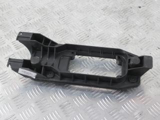 кронштейн (крепление) Volkswagen Golf GTI 6 поколение 2011, 2.0 л., бензин, АКПП, синий, хетчбэк 3 дв., передний привод, 5K0713061