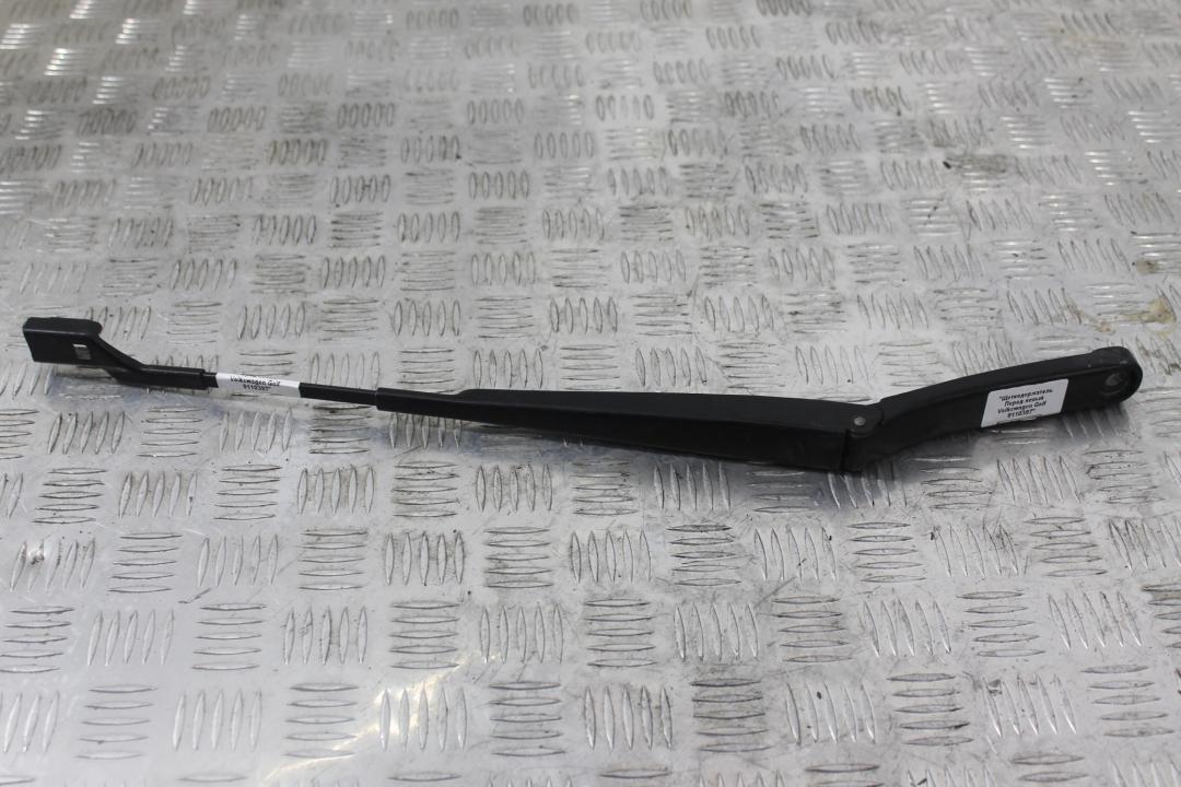 щеткодержатель (поводок стеклоочистителя, дворник) Volkswagen Golf GTI 6 поколение 2011, 2.0 л., бензин, АКПП, синий, хетчбэк 3 дв., передний привод, 1Q1955409 - фото №1