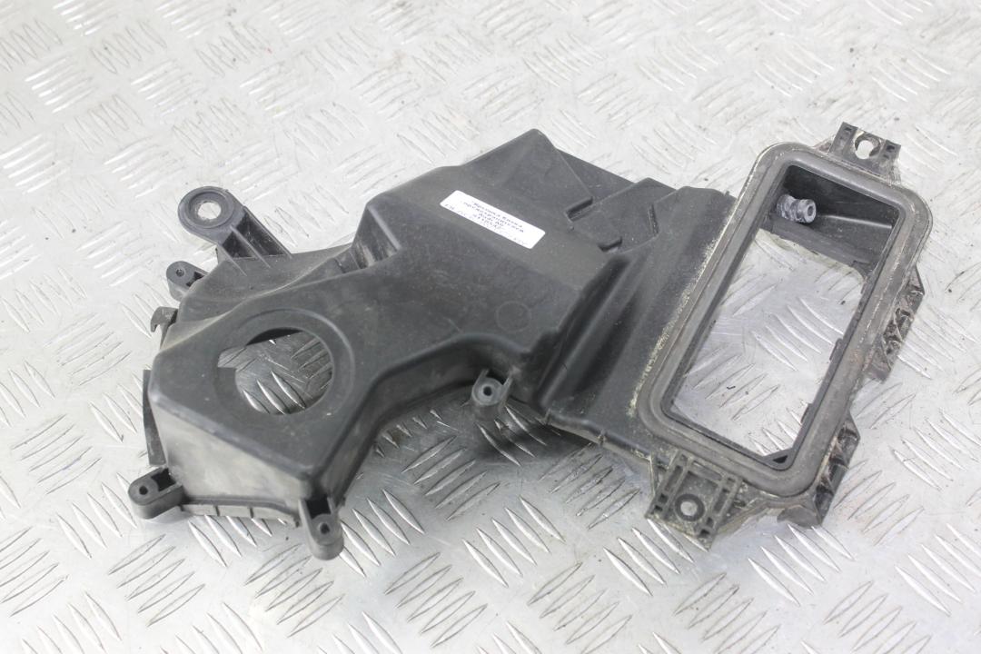 крышка блока предохранителей Audi A6 4F/C6 2007, 2.4 л., BDW, бензин, серебро, седан, 4F1937575 - фото №1