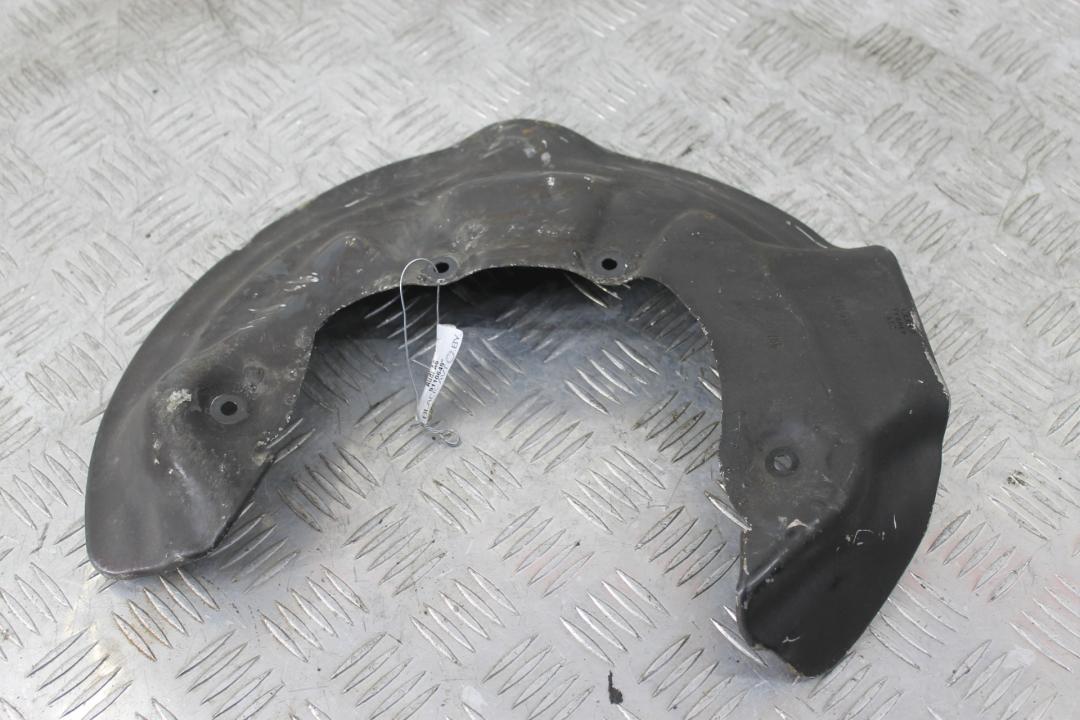 защитный кожух тормозного механизма Audi A6 4F/C6 2007, BDW, серебро, седан, 4F0615312 - фото №1