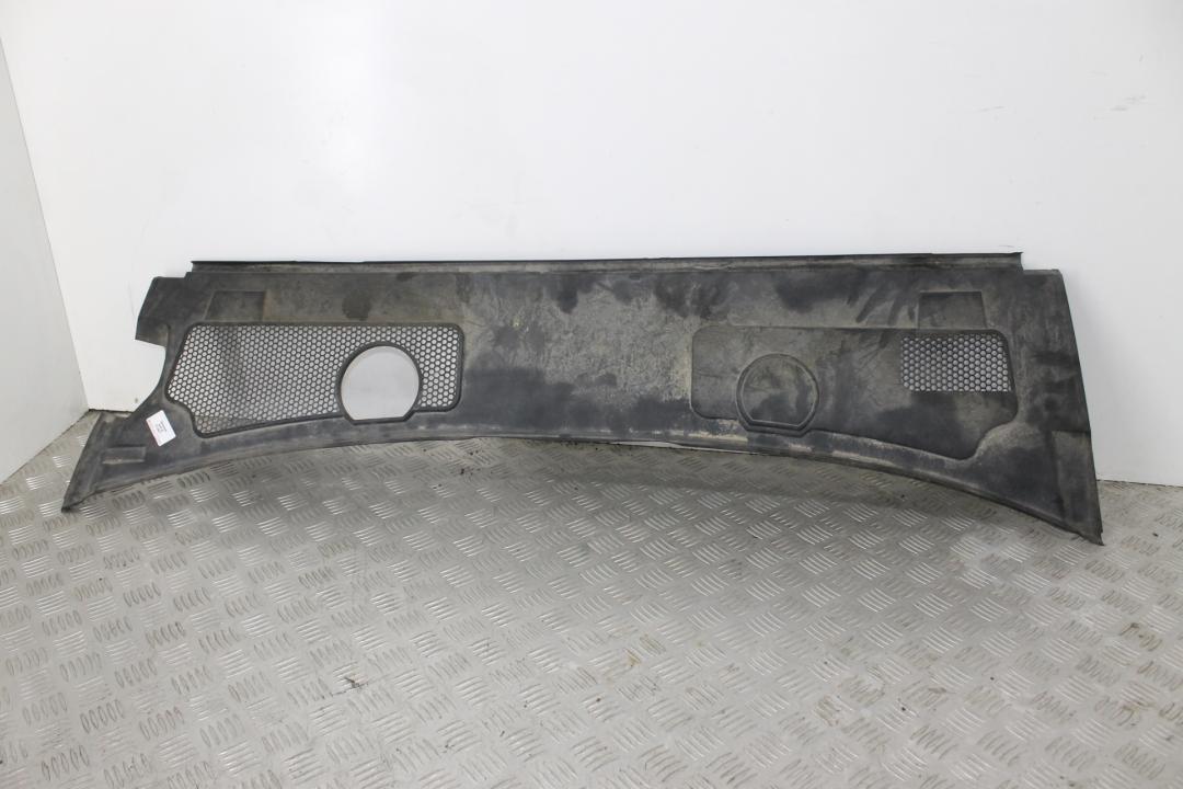 дождевик Audi A6 4F/C6 2007, 2.4 л., BDW, бензин, серебро, седан, 4F1819447 - фото №1