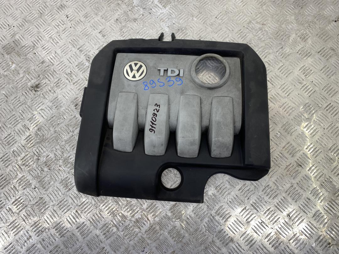 декоративная крышка двигателя Volkswagen Passat B6 2008, серебро, универсал - фото №1