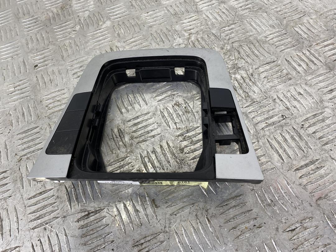 накладка на торпедо (консоль) Volkswagen Passat B6 2008, серебро, универсал, 3C0864263 - фото №1