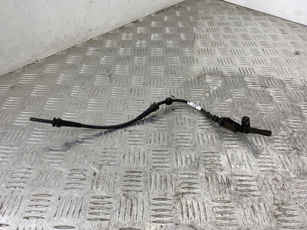 датчик ABS Volkswagen Passat B6 2008, серебро, универсал - фото №1