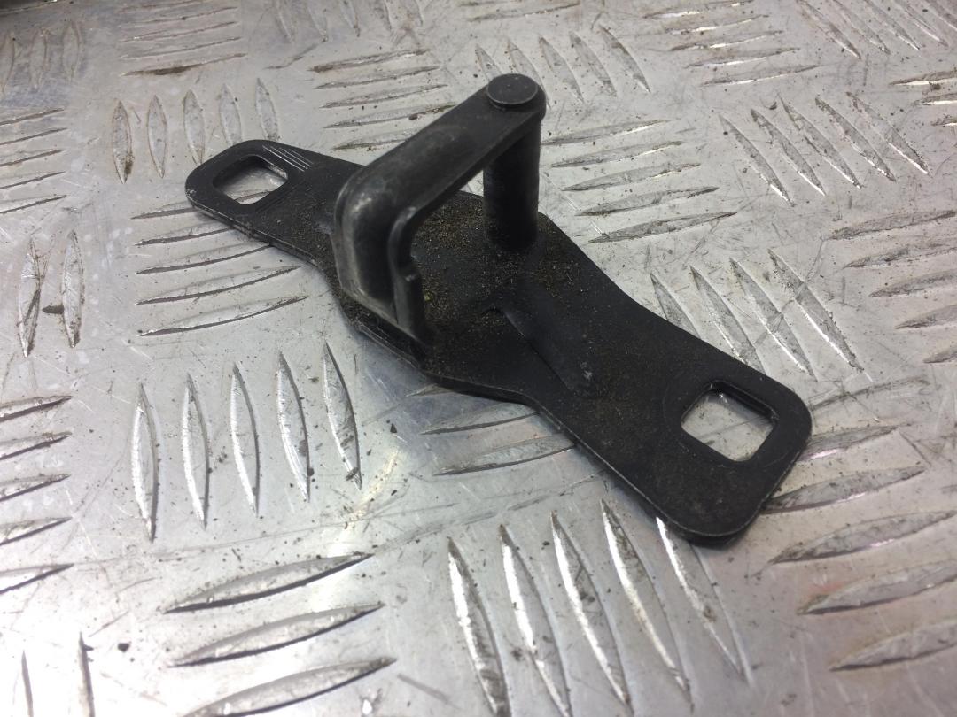 замок багажника Audi A6 4F/C6 2007, серебро, седан, 4F5827507 - фото №1