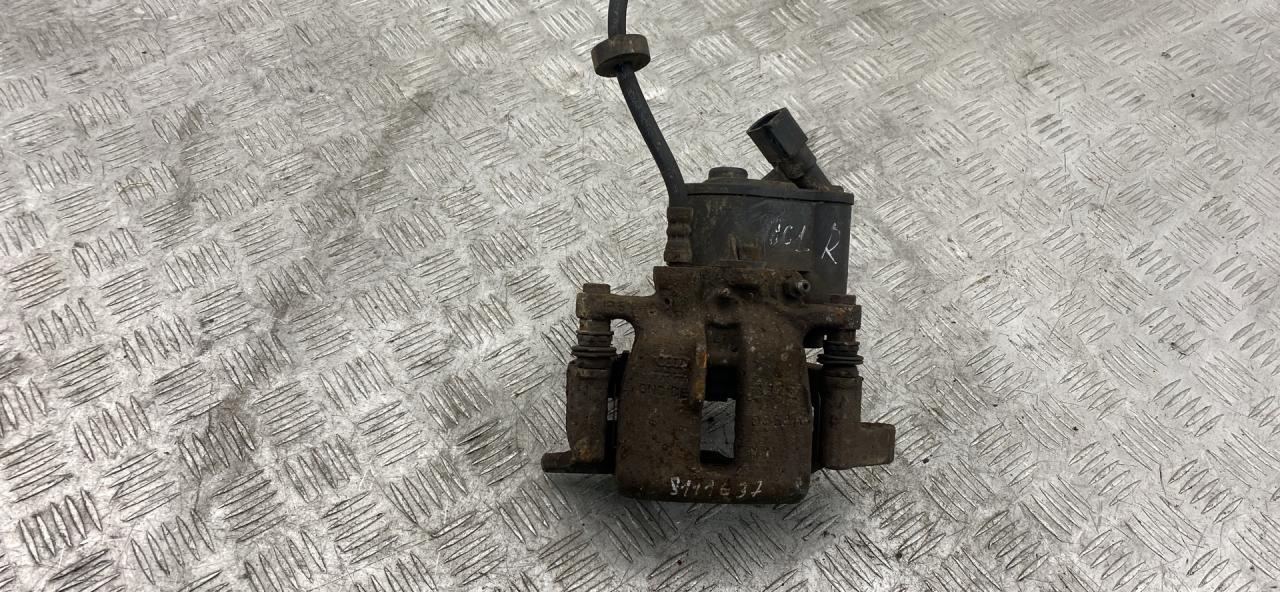 суппорт задний правый Audi A6 4F/C6 2007, серебро, седан - фото №1