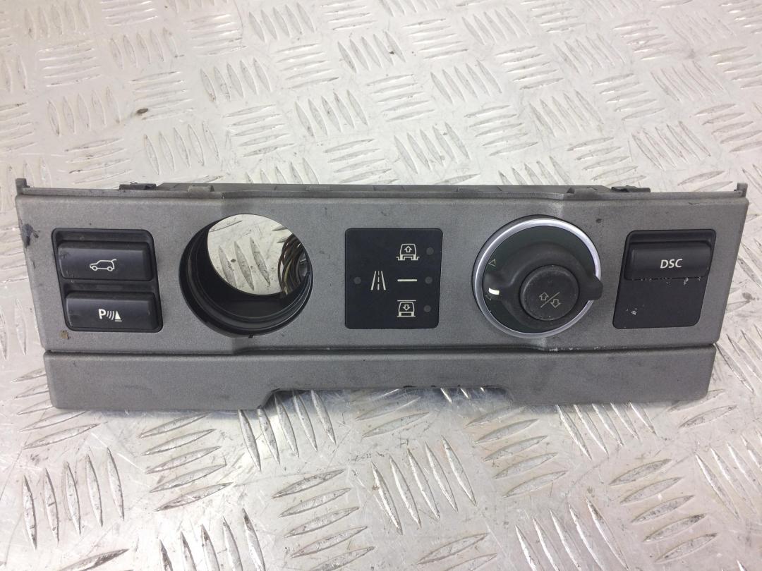 блок управления печки / климат-контроля Land Rover Range Rover 3 поколение 2003, 3.0 л., дизель, АКПП, синий, полный привод, правый руль, YUL000072PUY - фото №1