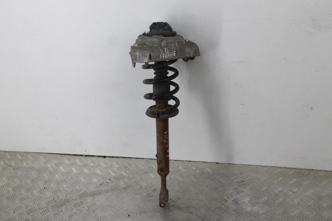 амортизатор передний правый Audi A6 4F/C6 2007, серебро, седан - фото №1