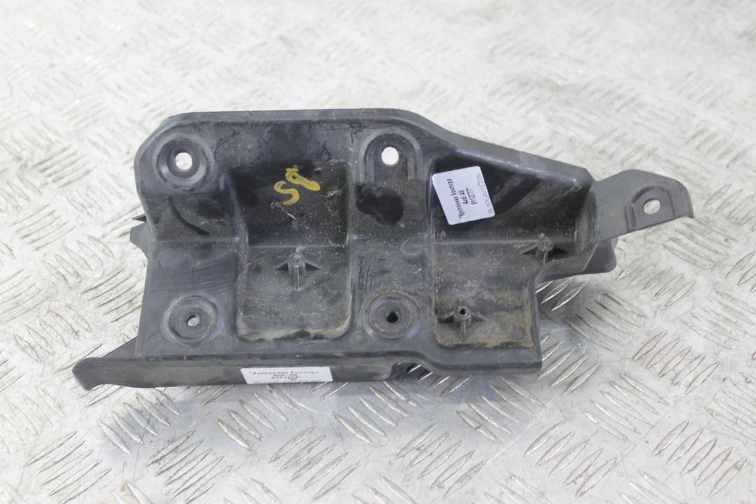 крепление бампера Audi A6 4F/C6 2006, синий, седан, 4F5807892 - фото №1