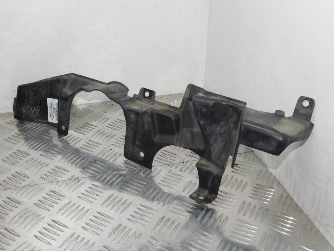 кожух (защита) рулевого механизма BMW X5 E70 2008, 3.0 л., M57 D30 (306D3), дизель, правый руль, 7160237, 51757160237 - фото №1