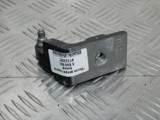 петля двери BMW 5 серия E60/E61 2006, седан, 7068089