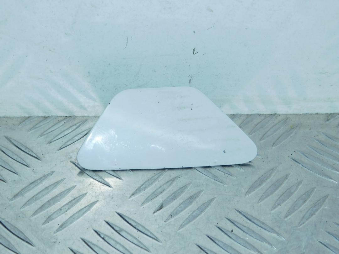 заглушка под омыватель фары BMW 5 серия F07/F10/F11 2012, 2.0 л., дизель, седан - фото №1