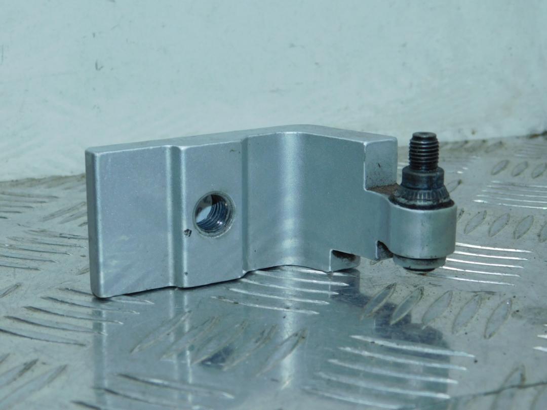 петля двери BMW 5 серия E60/E61 2004, 3.0 л., M57 D30 (306D2), дизель, АКПП, седан, правый руль, 41527200245, 7068089 - фото №1