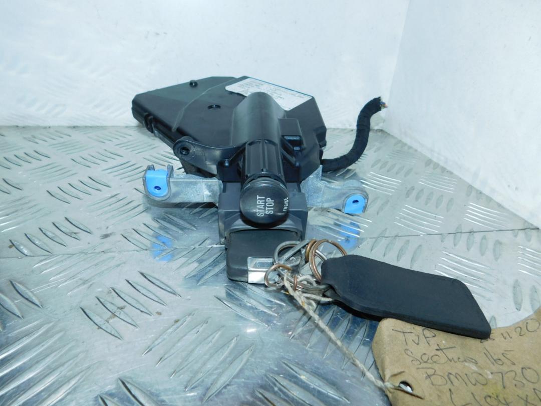 замок зажигания BMW 7 серия E65/E66/E67 2004, 3.0 л., дизель, серебро, седан, 6935611 - фото №1