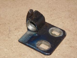 петля двери Land Rover Range Rover 3 поколение 2003, 3.0 л., дизель, АКПП, синий, полный привод, правый руль, 7025468