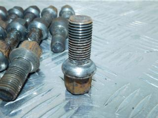 болт колесный Audi A6 4F/C6 2006, синий, седан