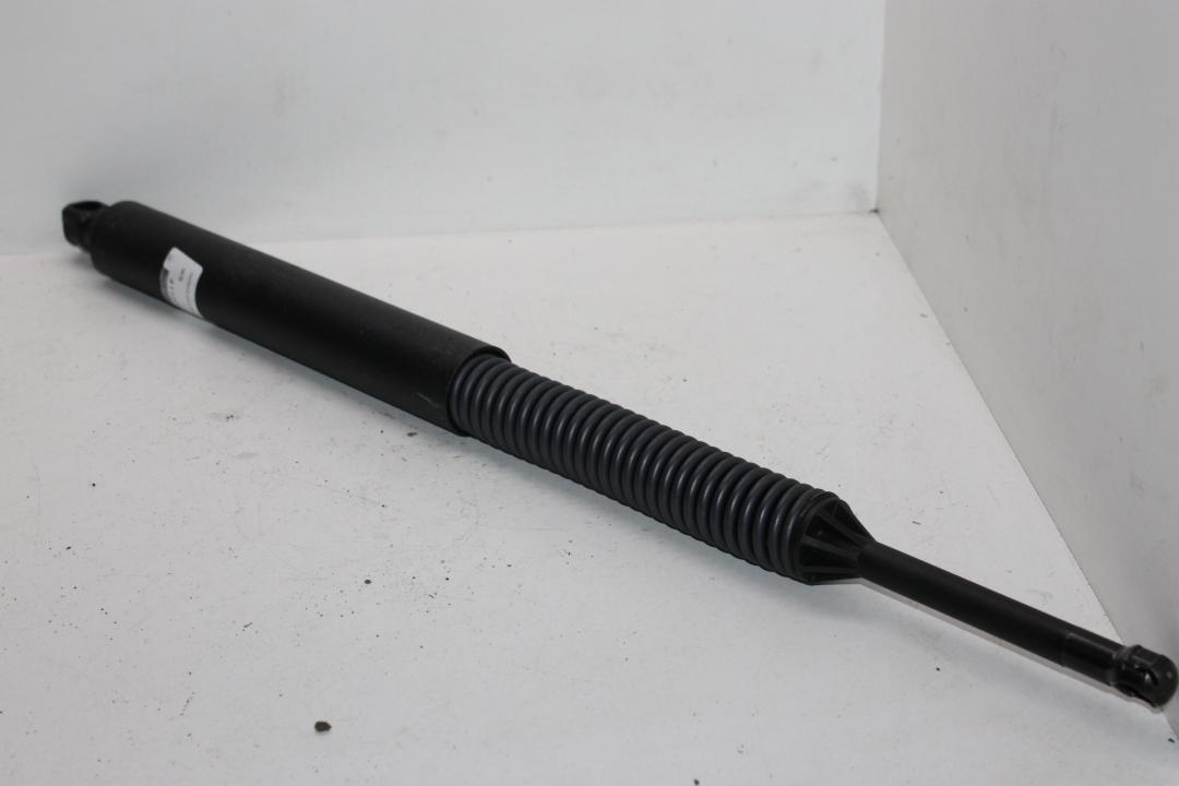 амортизатор крышки багажника (3-5 двери) BMW 5 серия F07/F10/F11 2012, 2.0 л., дизель, универсал, 33526784114 - фото №1