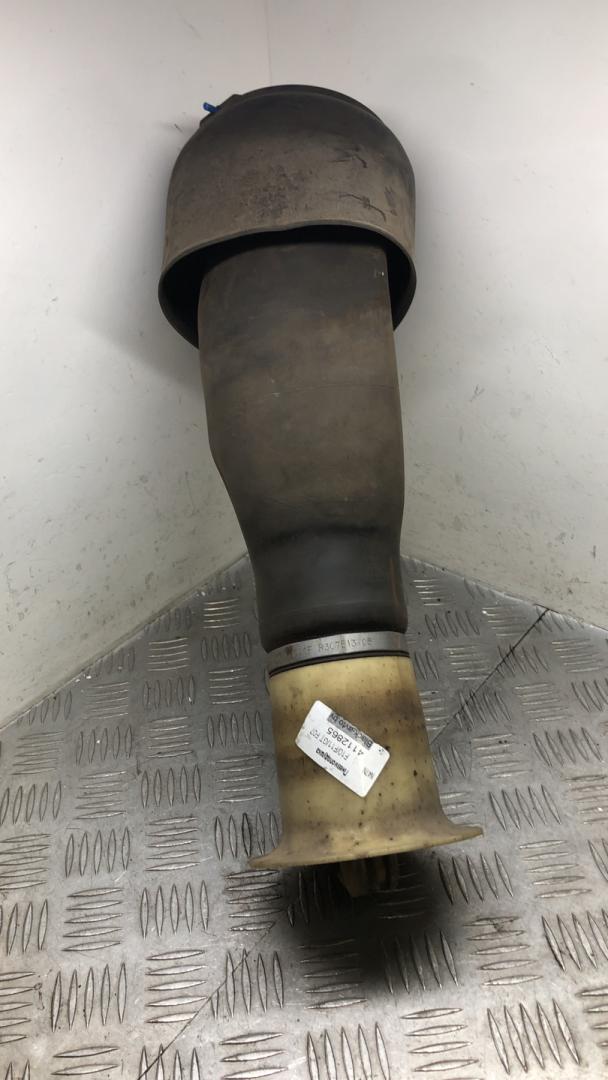 пневмоподушка BMW 5 серия F07/F10/F11 2012, 2.0 л., дизель, универсал, 37106781827 - фото №1