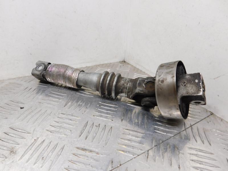 рулевой карданчик Audi A4 B7 2006, 3.2 л., AUK, бензин, 6МКПП, черный, универсал, полный привод, 8E0419502H - фото №1