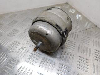 подушка крепления двигателя Audi A4 B7 2006, 3.2 л., AUK, бензин, 6МКПП, черный, универсал, полный привод, 8E0199352, 8E0199379AG