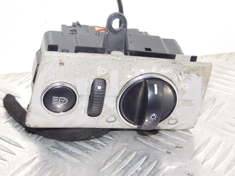 блок управления светом Mercedes-Benz E-Класс W211/S211 2004, 3.2 л., CDi, дизель, АКПП, серебро, седан, задний привод, правый руль, 2115450504 - фото №1