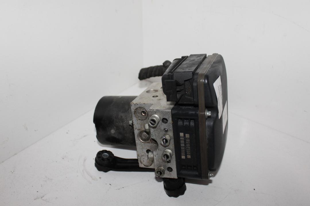 блок ABS BMW 5 серия E60/E61 2004, 3.0 л., бензин, серебро, седан, 6784151 - фото №1