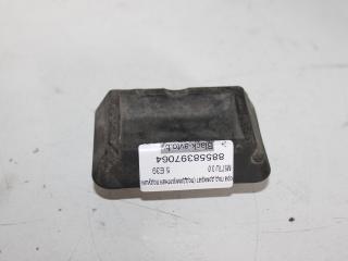 опора под домкрат (поддомкратная подушка) BMW 5 серия E39 2000, 2.5 л., дизель, седан, 8204244, 51718204244