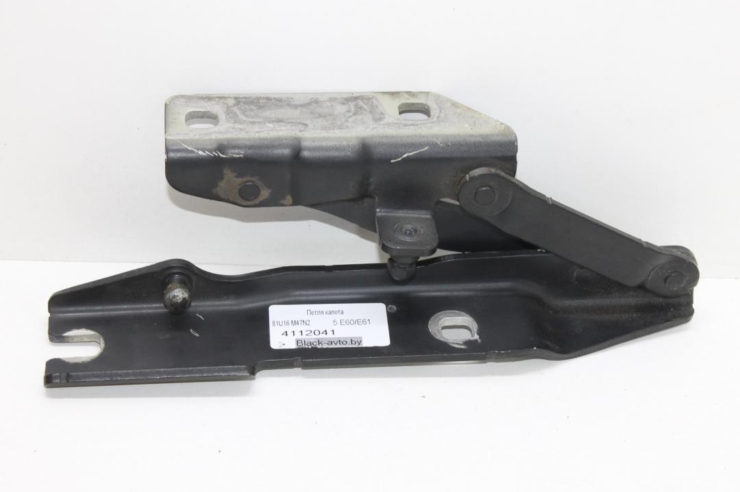 петля капота BMW 5 серия E60/E61 2006, 2.0 л., дизель, черный, универсал, 41617008727 - фото №1