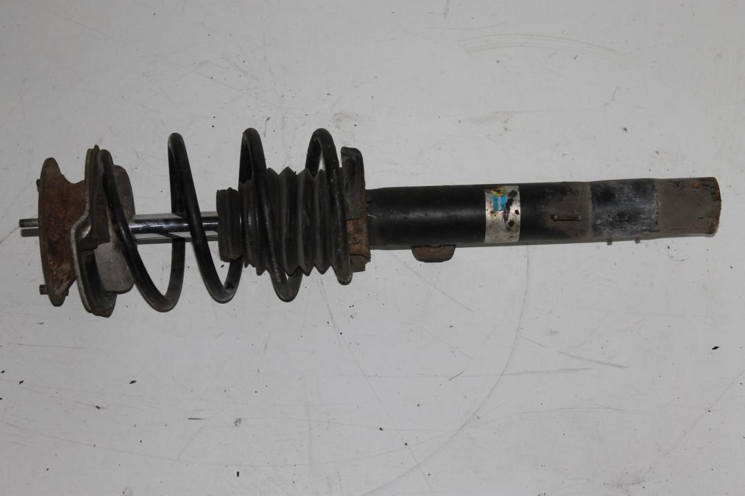 амортизатор передний левый BMW 3 серия E90/E91/E92/E93 2005, 2.0 л., дизель, седан - фото №1