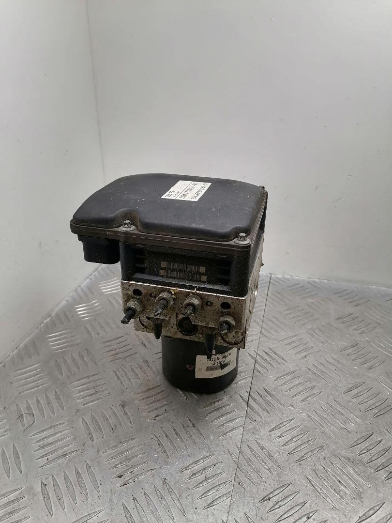 блок ABS BMW 5 серия E60/E61 2007, 2.5 л., бензин, седан, 6783360 - фото №1