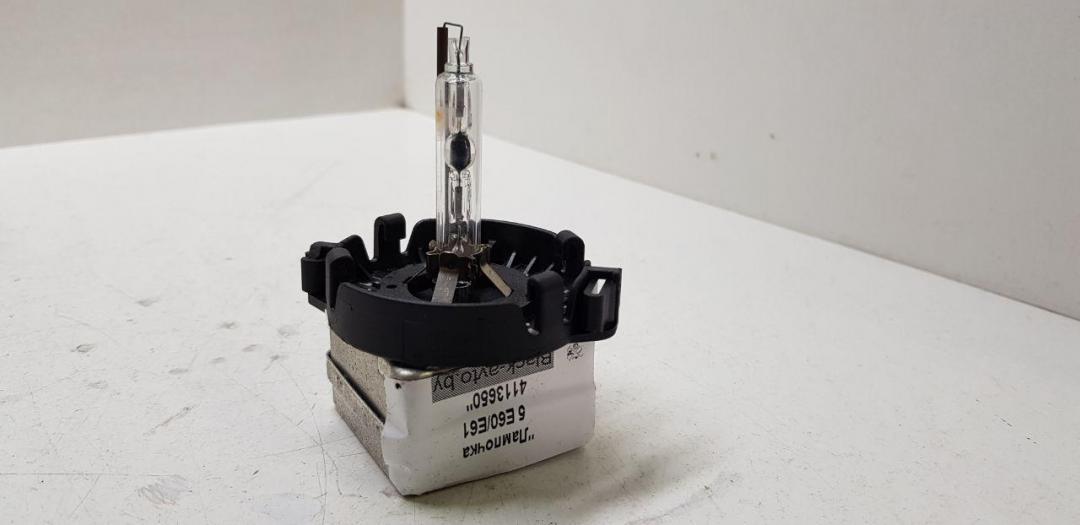 лампочка BMW 5 серия E60/E61 2005, седан, 9285141294 - фото №1