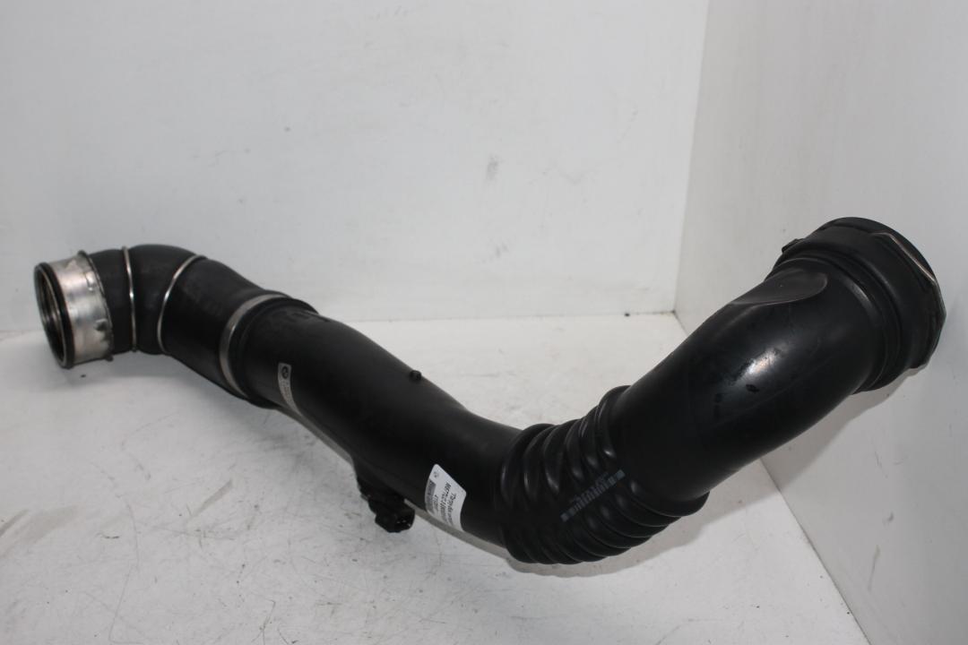 патрубок интеркулера BMW 3 серия E90/E91/E92/E93 2007, 3.0 л., дизель, синий, седан, 7802122 - фото №1