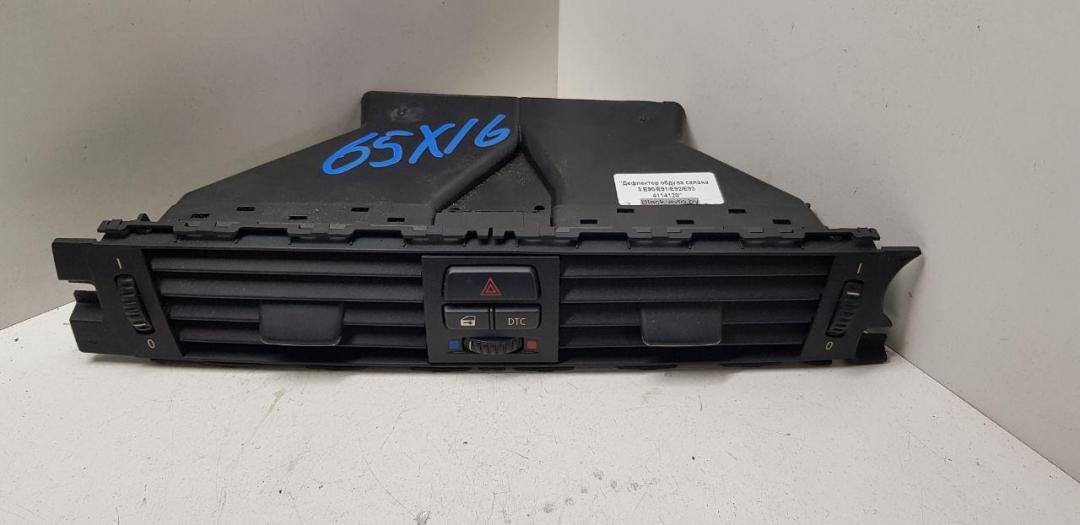 дефлектор обдува салона BMW 3 серия E90/E91/E92/E93 2006, седан, 9123302 - фото №1