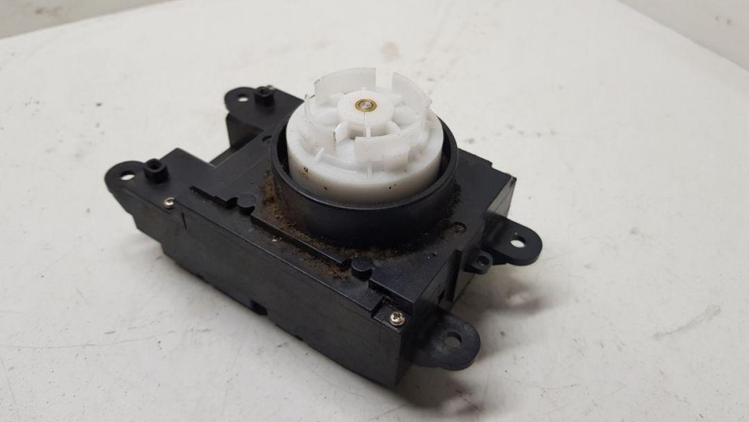 джойстик управления мультимедиа BMW 5 серия E60/E61 2003, 3.0 л., дизель, синий, седан, 6944884 - фото №1