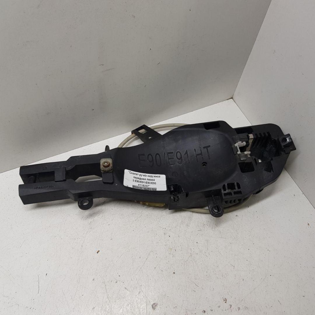 скелет ручки двери передней левой BMW 3 серия E90/E91/E92/E93 2007, седан - фото №1